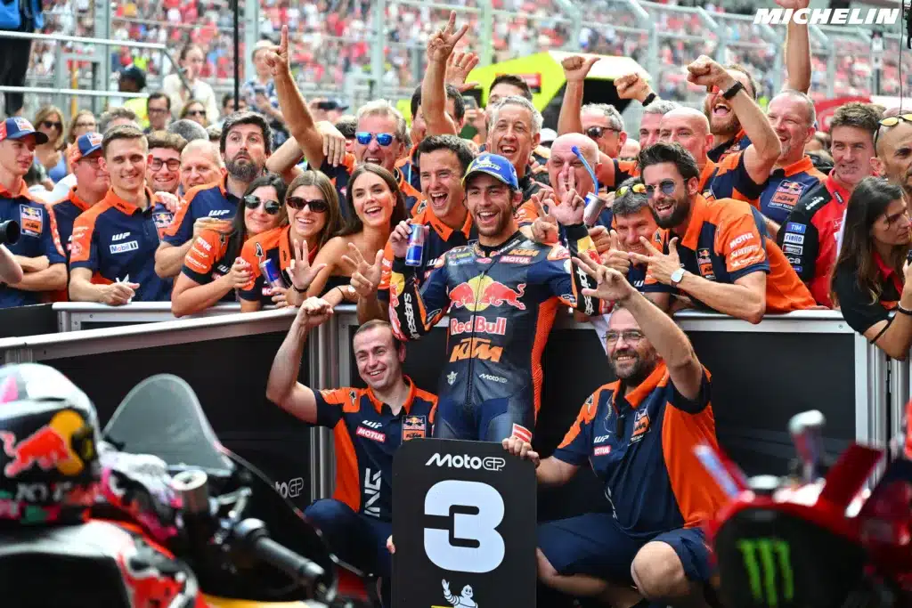 Primer podio de Bastianini con KTM