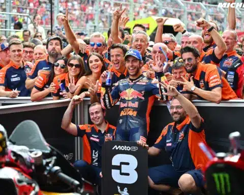 Primer podio de Bastianini con KTM